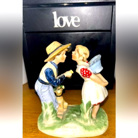VINTAGE Gorham Norman Rockwell Figurine Seasons Spring Beguiling Buttercup - Picture 1 of 5